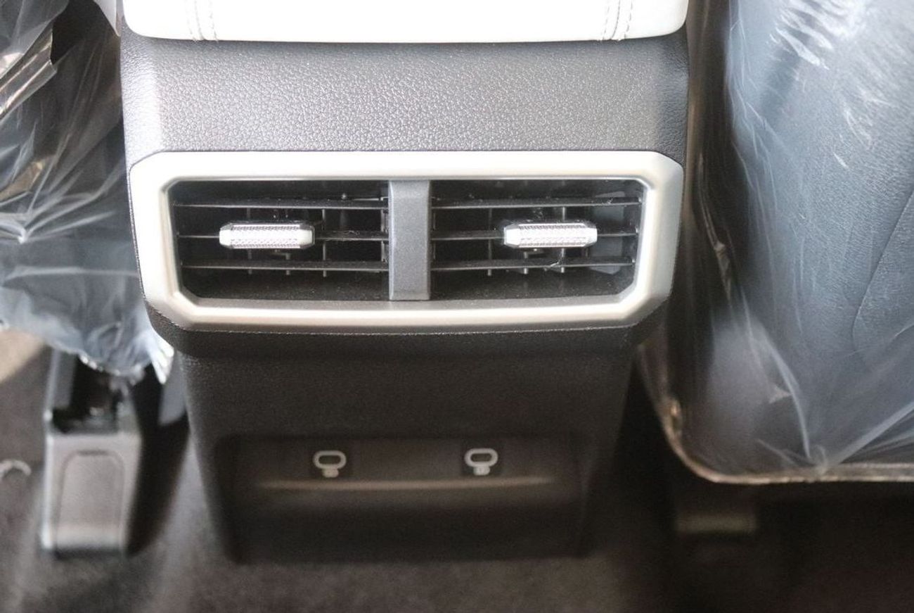 Kia Sportage 2.0L HYBRID, KEYLESS ENTRY, PUSH START,LEATHER SEAT, PANORAMIC ROOF, MODEL 2024 CHINA SPECS