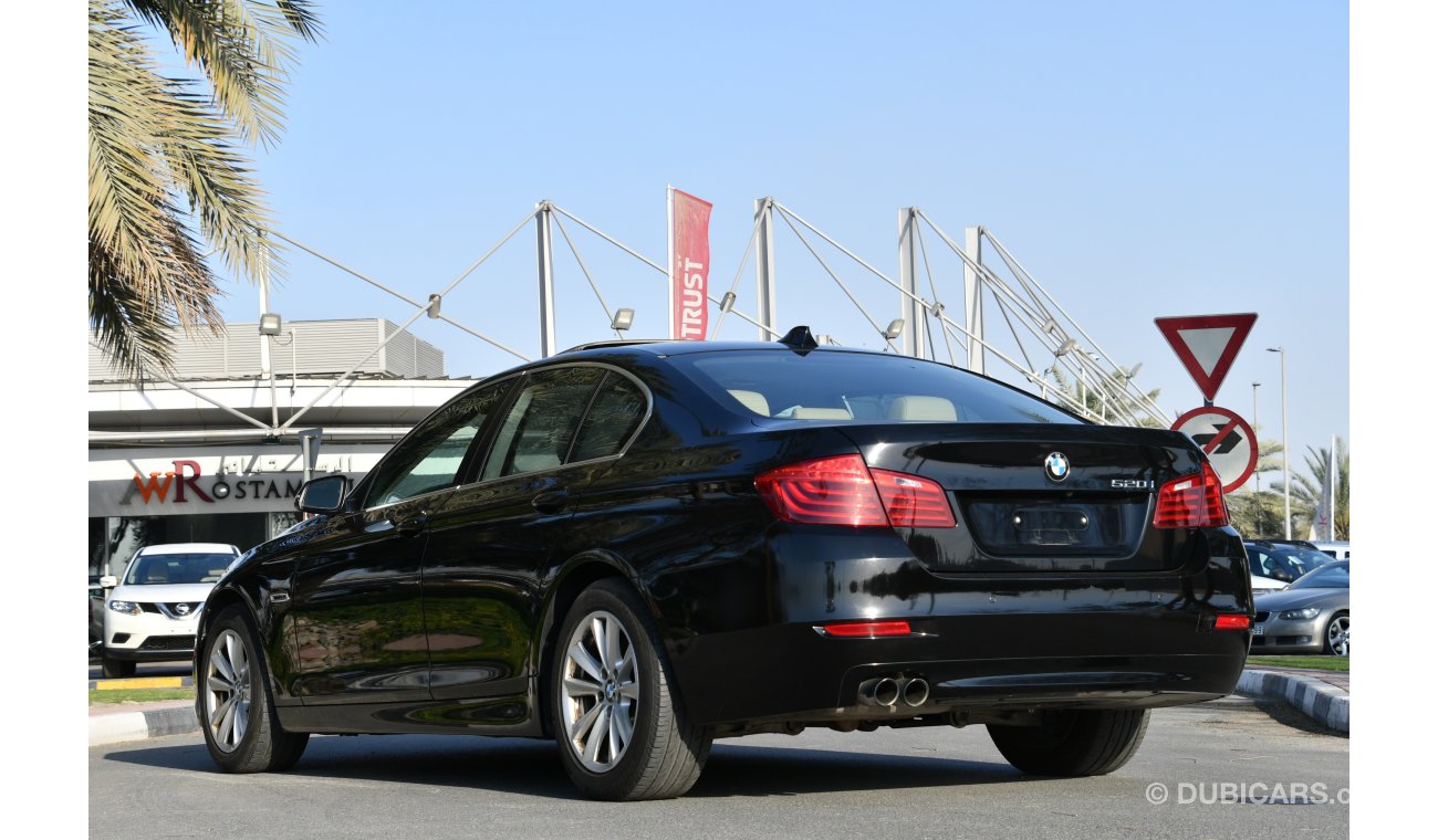 BMW 520i 2012 - GCC SPECS -JUST 720AED PER MONTH - BANK LOAN WITH 0 DOWNPAYMENT