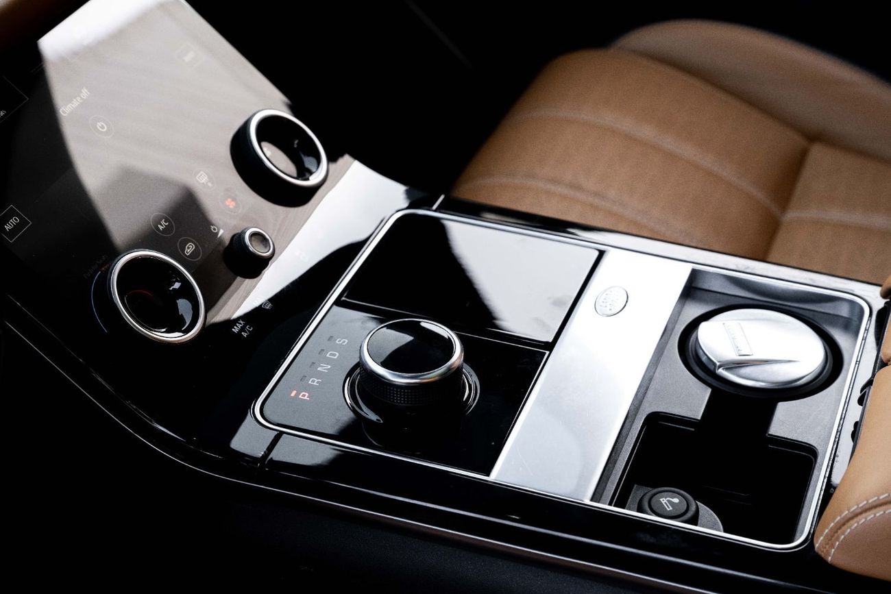 لاند روفر رينج روفر فيلار P380 HSE R-Dynamic | 2,820 P.M  | 0% Downpayment | Warranty!