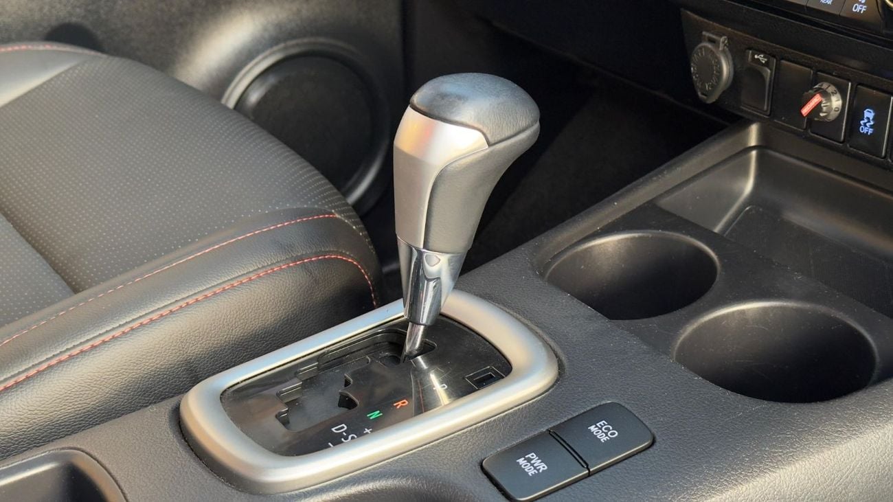 Toyota Hilux MODIFIED TO 2024 GR SPORTS | PREMIUM SPORTS BAR | RHD | 2.8L DIESEL | 2019 | AFTER MARKET SIDE FENDE