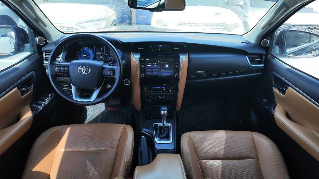 Toyota Fortuner VXR | Complete Service History | Free Agency Warranty | Zero Downpayment Support