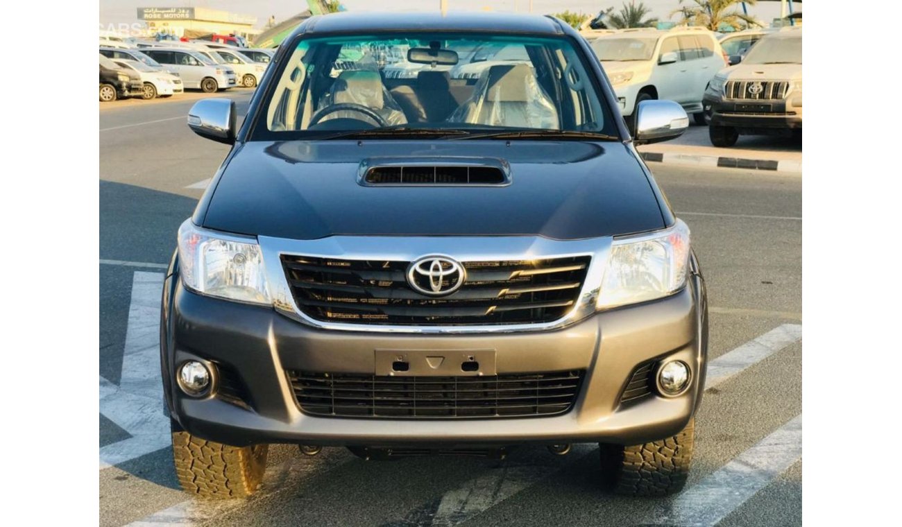 تويوتا هيلوكس Toyota hilux diesel Engine model 2011 grey color for export