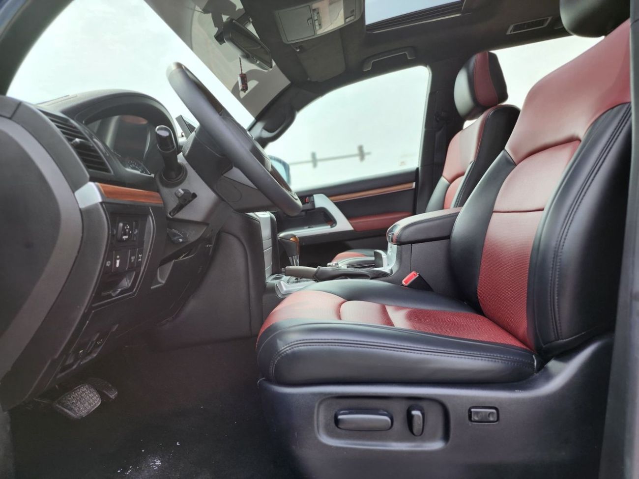 تويوتا لاند كروزر GX.R V6 upgrade 2022