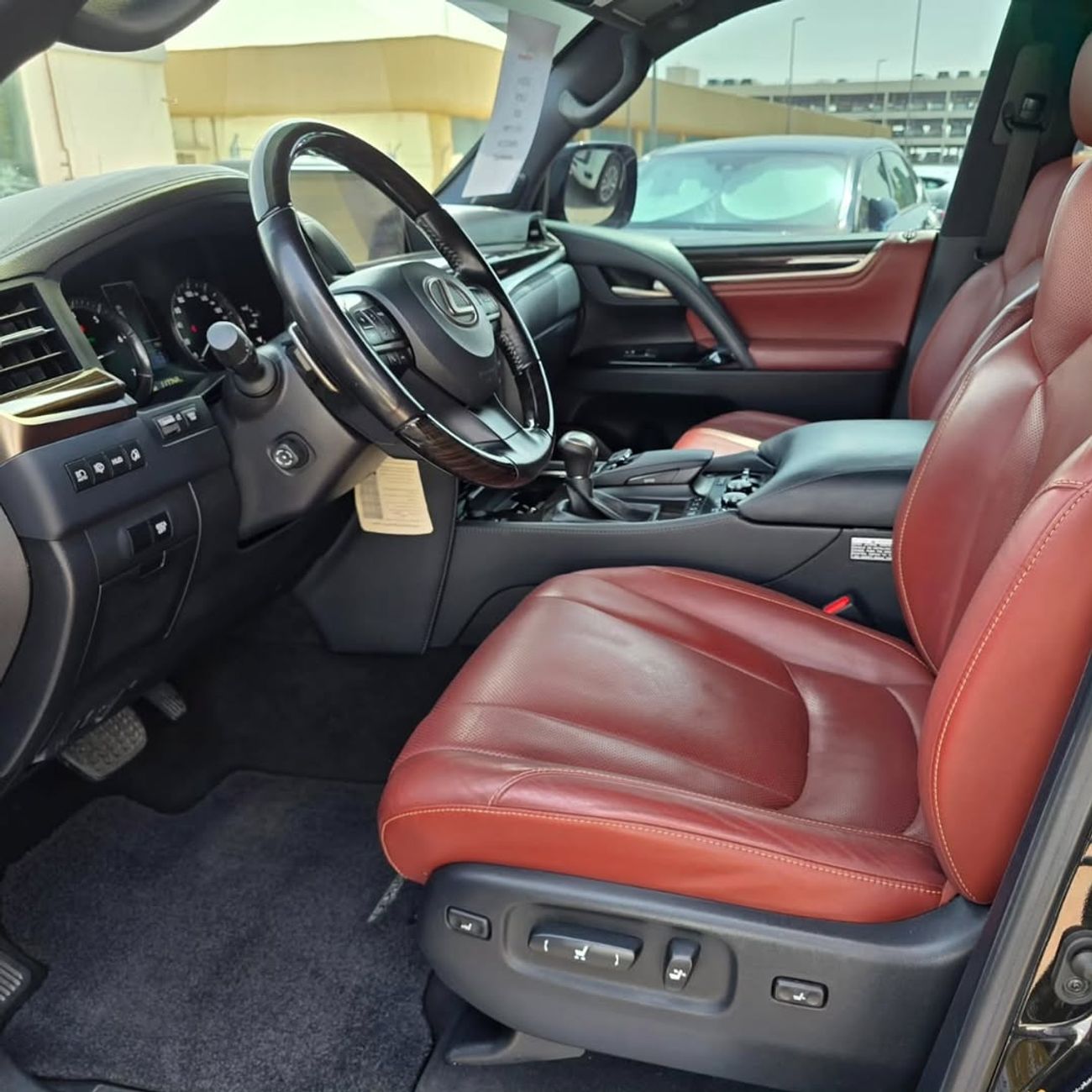 Lexus LX 570 Platinum 5.7L