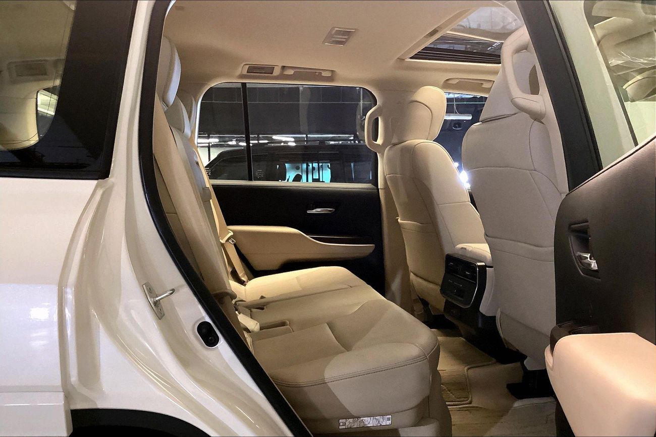 تويوتا لاند كروزر GXR | شامل الضمان | 0 ﺪﻔﻋﺓ ﺃﻮﻟﻯ