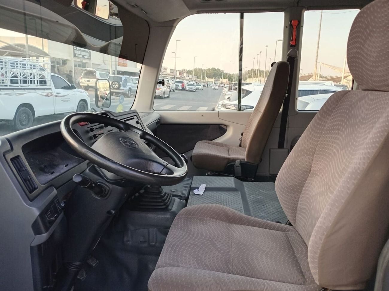 Toyota Coaster STD