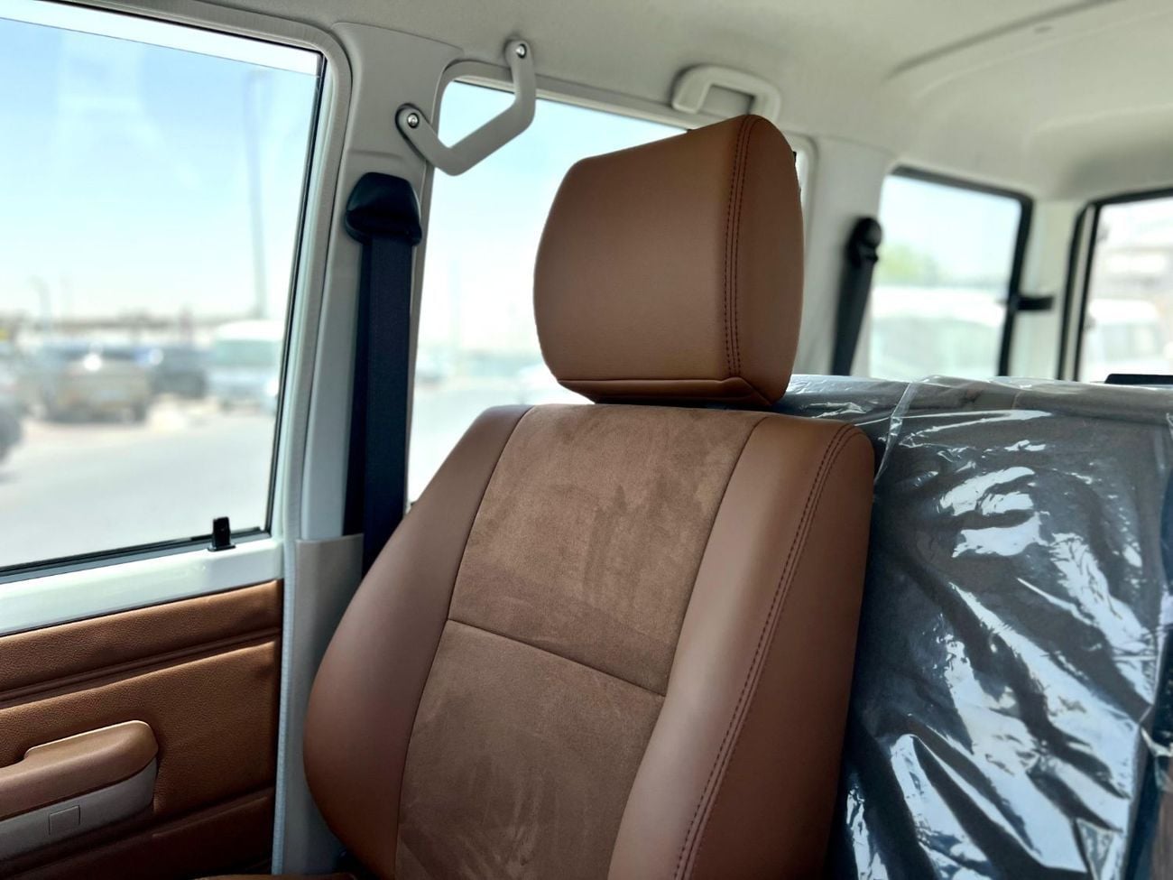 تويوتا لاند كروزر 70 LC76 LX EXPORT ONLY - TOYOTA LC76 LX 2.8L A/T
