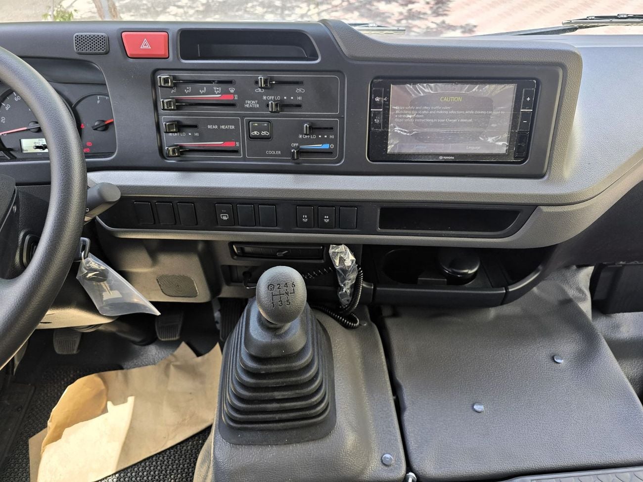 Toyota Coaster Toyota Coaster 2.7l M/T RWD 23 seats Automatic Door white color Gcc Specs 2026 Model 026