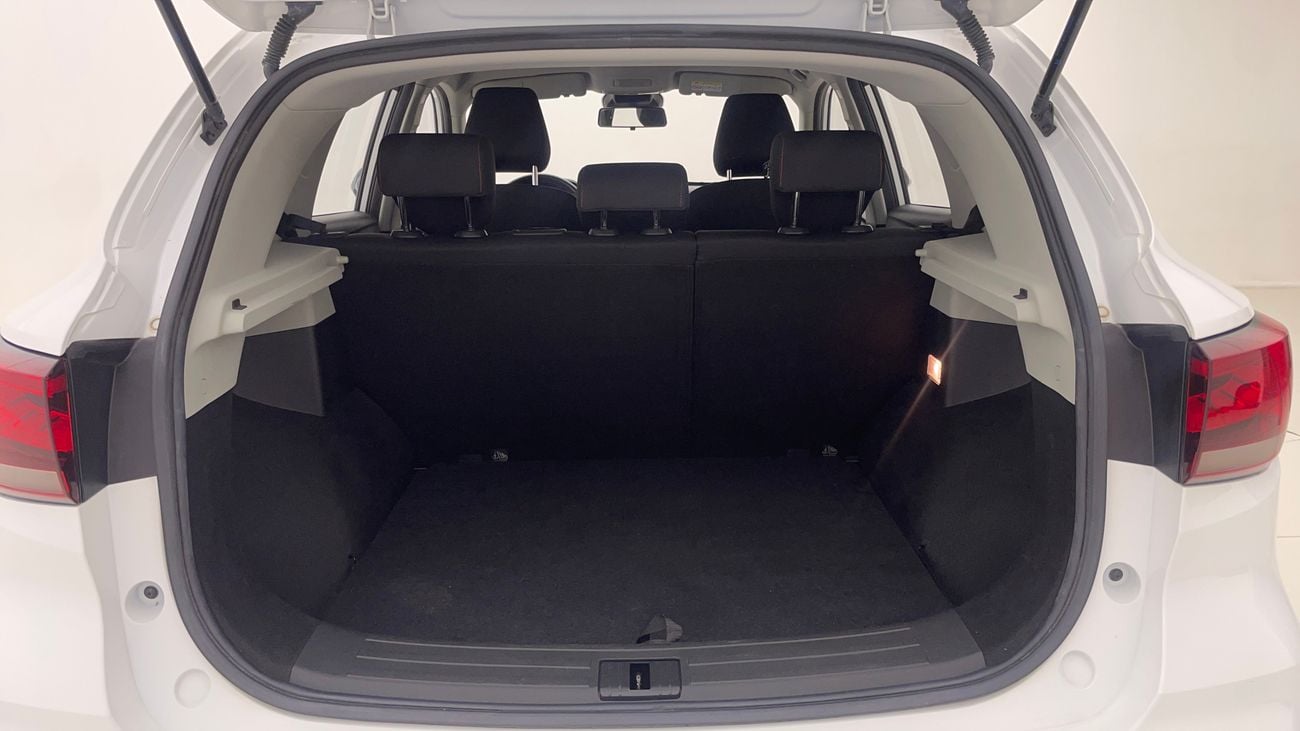 أم جي ZS STD 1.5 | بدون دفعة مقدمة | اختبار القيادة في المنزل