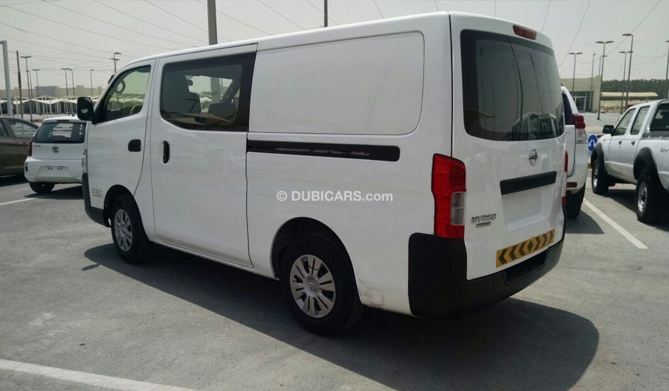 Nissan Urvan