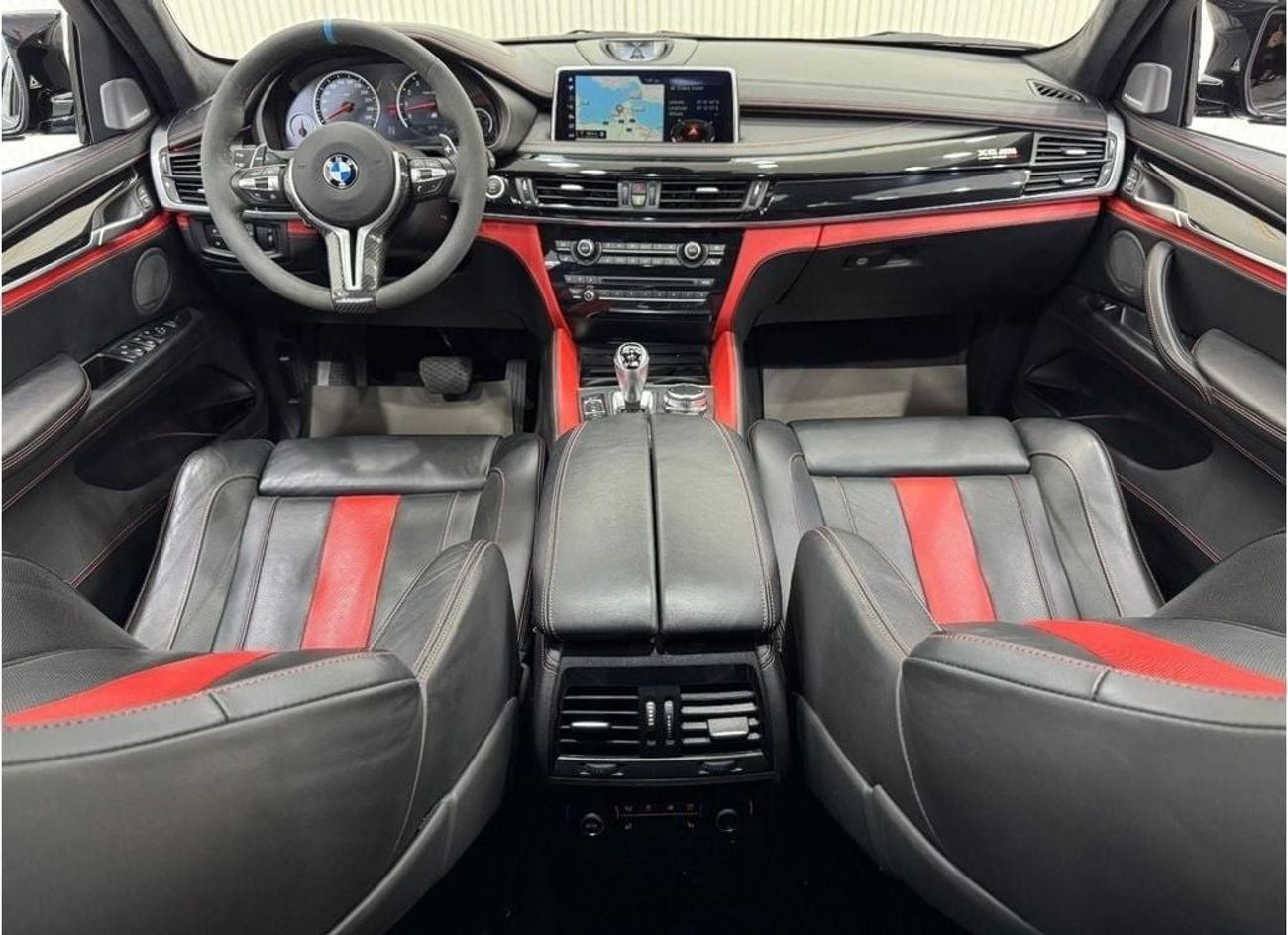 بي أم دبليو X6 M Std 4.4L 2018 BMW X6M M-Power, Warranty, Oct 2025 BMW Service Pack, Carbon Fiber Package, GCC