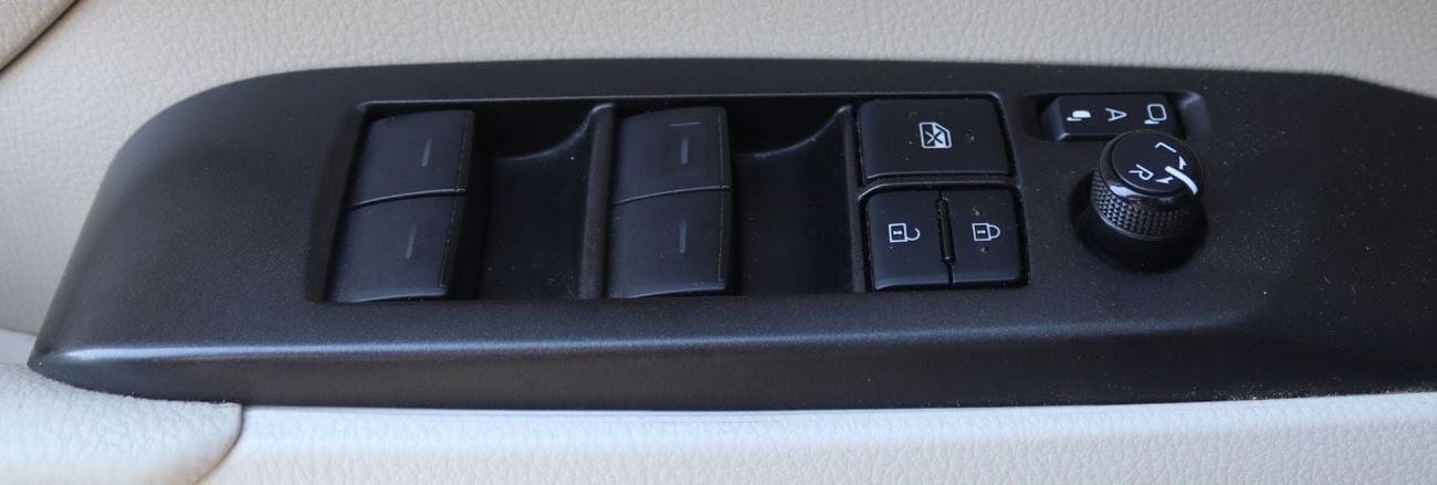 تويوتا كامري تويوتا كامري 2023 - خليجي - (4) سلندر - خليجي - بحالة ممتازة - محرك 2500 - السعر 79000 درهم- كم 6000