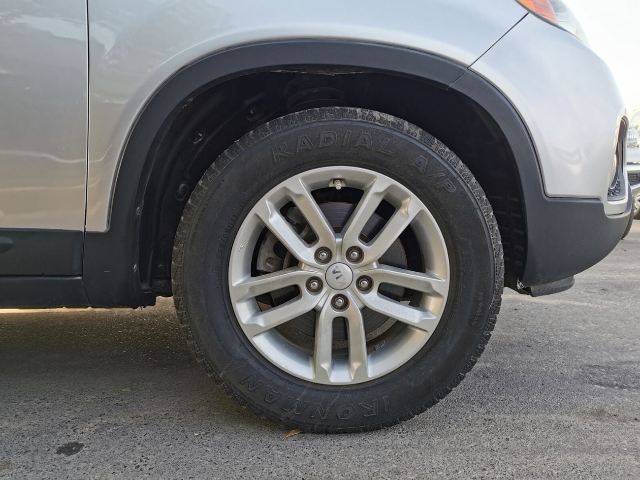 Kia Sorento LX / MID OPT / LOT#82199