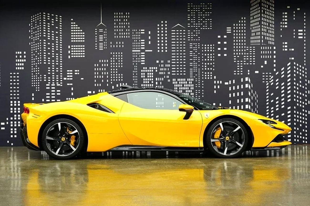 فيراري SF90 ستراديل STRADALE