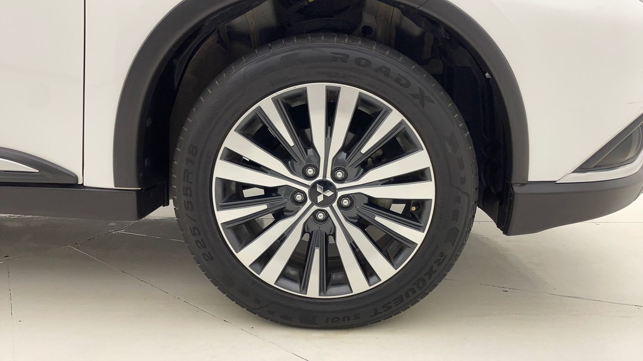 Mitsubishi Outlander GLX LOW LINE 2.4 | Zero Down Payment | Home Test Drive