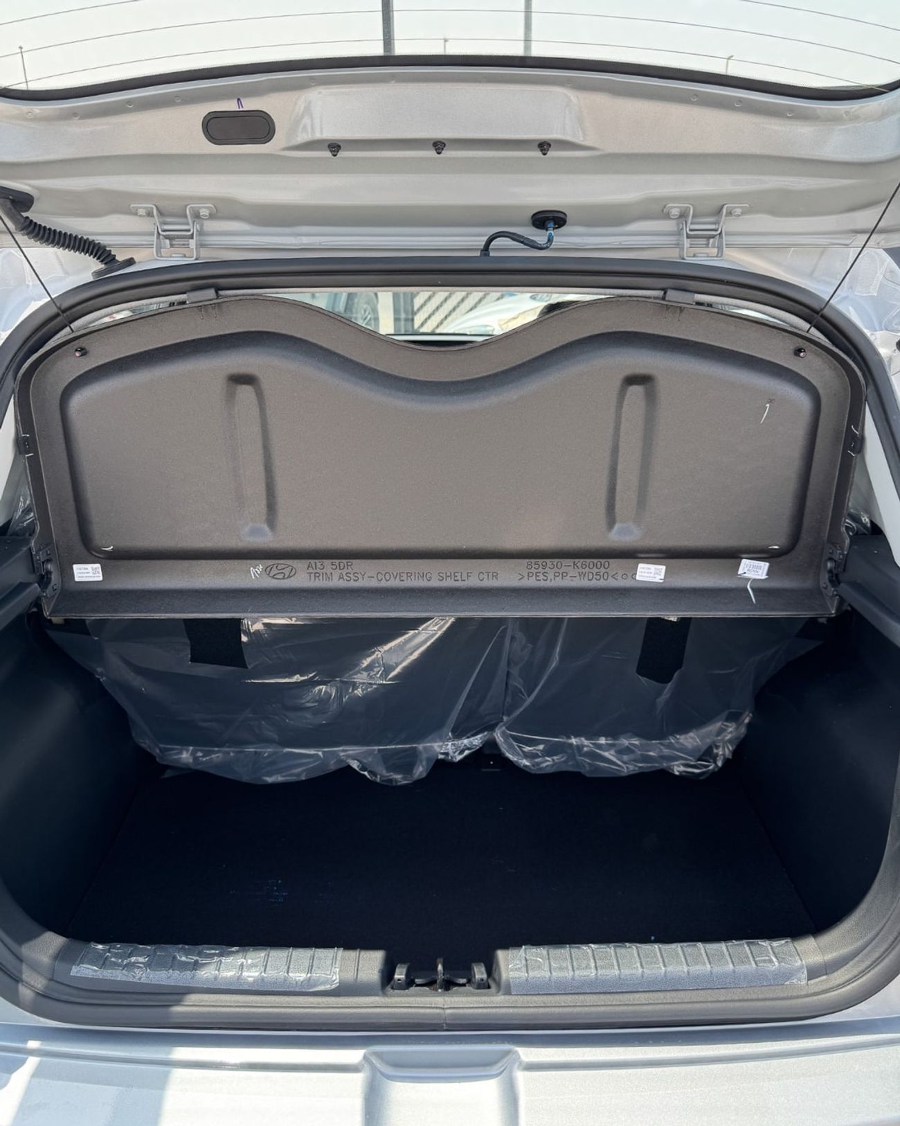 هيونداي جراند i10 SMART GRAND I10 (HATCHBACK ) 1.2L SILVER COLOR - BASIC