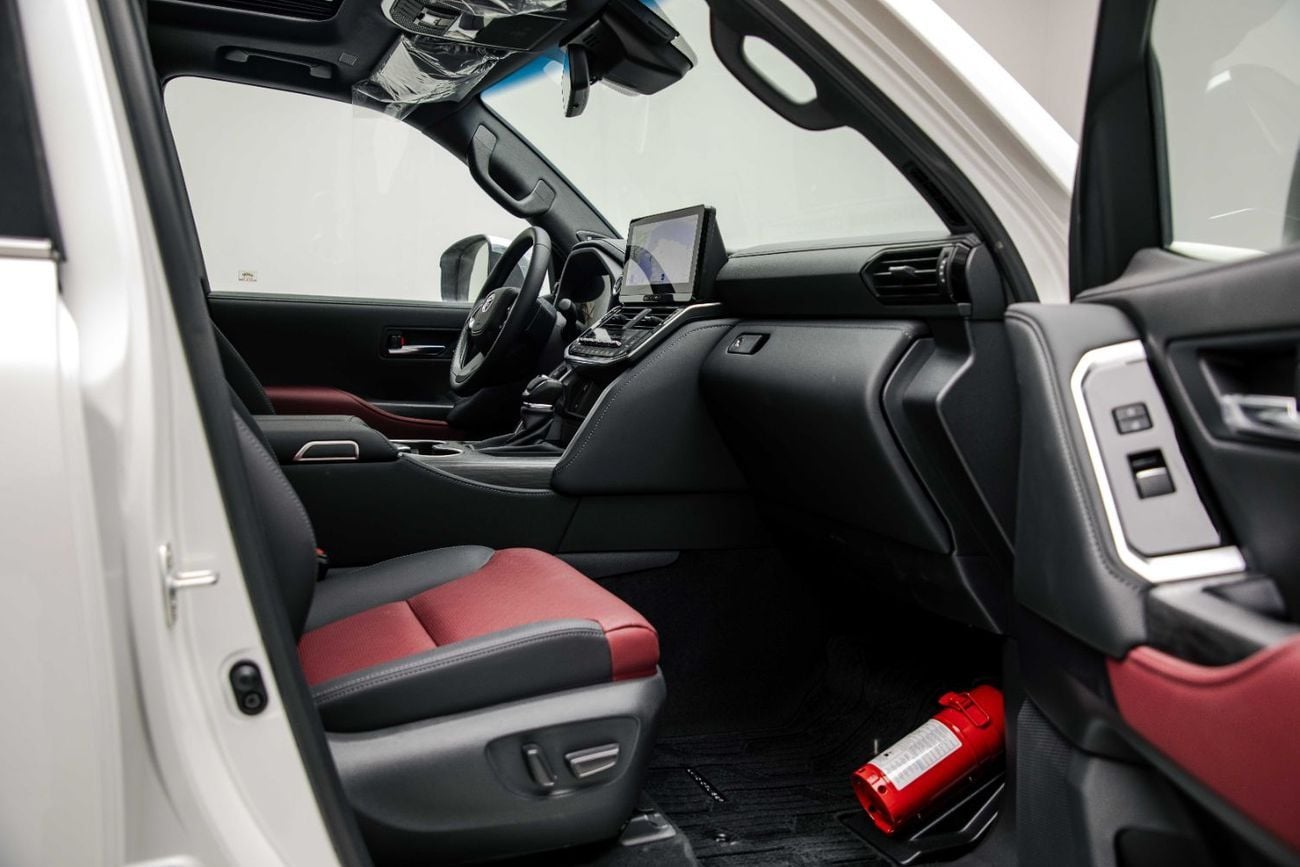 Toyota Land Cruiser VXR LC300 VXR Z 3.3L - Precious White Pearl Inside Black & Red | Export Only