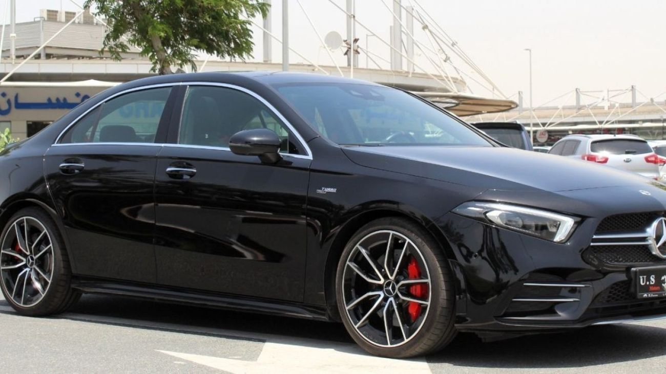 مرسيدس بنز A 35 AMG MERCEDES A35 AMG SPORT PREMIUM PLUS 2.0TC FULL OPTION 2023 GCC LOW MILEAGE WITH AGENCY WARRANTY IN B