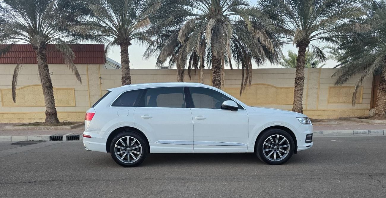 أودي Q7 45 TFSI quattro 3.0L