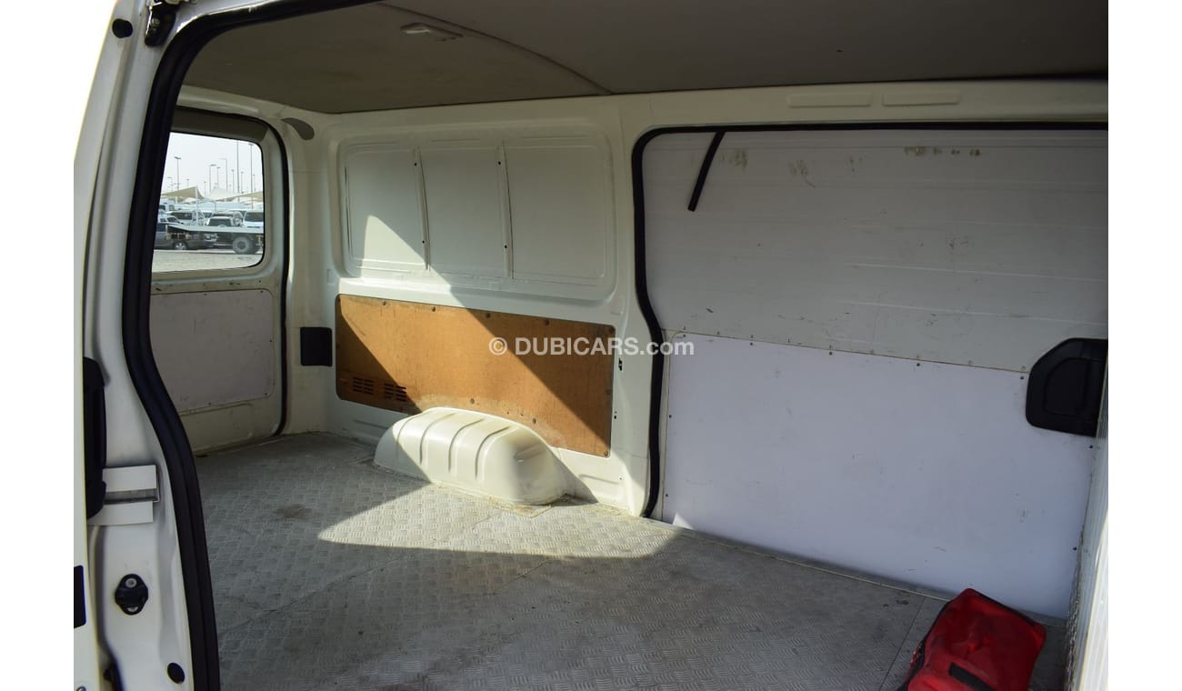 Toyota Hiace GL - Standard Roof Toyota Hiace Delivery Van, Model:2015. Excellent condition
