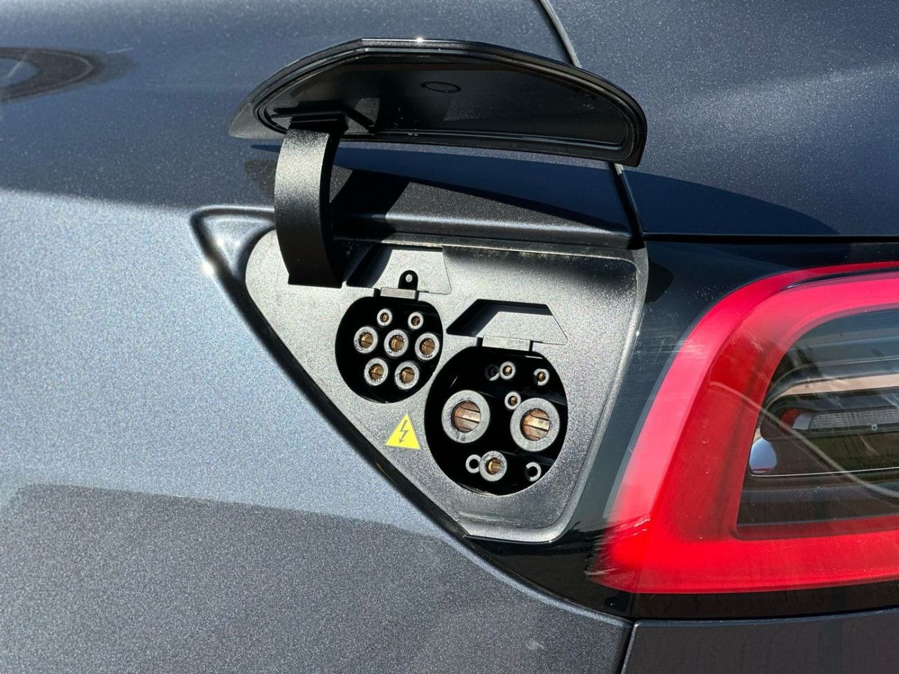 تسلا موديل Y TESLA model Y 2024