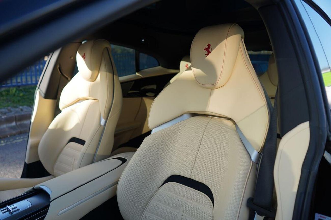 فيراري بوروسانجوي 6.5 V12 F1 DCT 4WD Euro 6 (s/s) 4dr (EXPORT ONLY) RIGHT HAND DRIVE