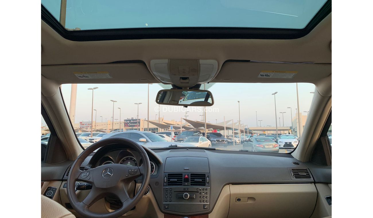 Mercedes-Benz C 300 Mercedes C300_2011_Excellent_Condition _Full option