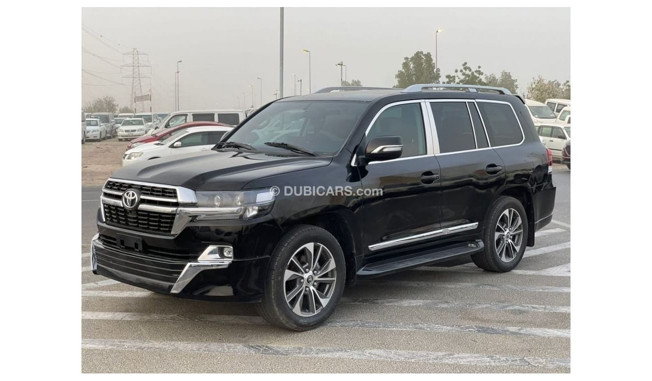 تويوتا لاند كروزر 2011 Toyota Land Cruiser GXR 4.0L V6 - 2021 Modification Gcc Specs / EXPORT ONLY