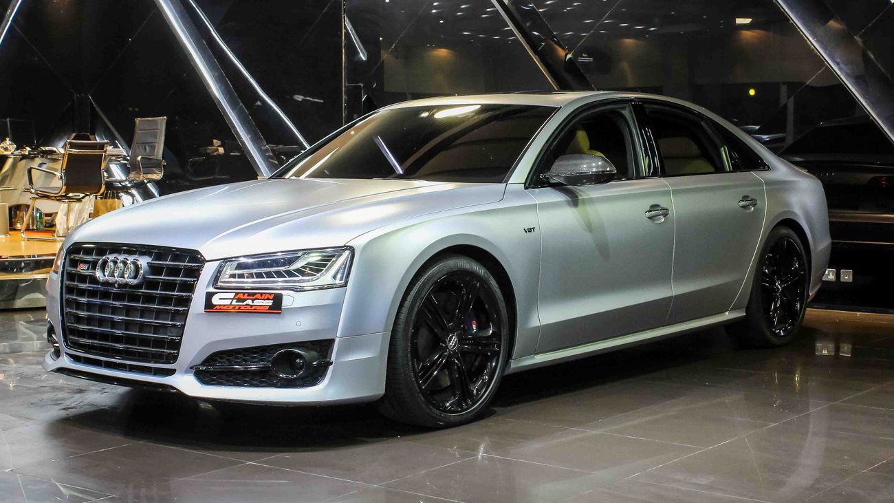 Audi S8