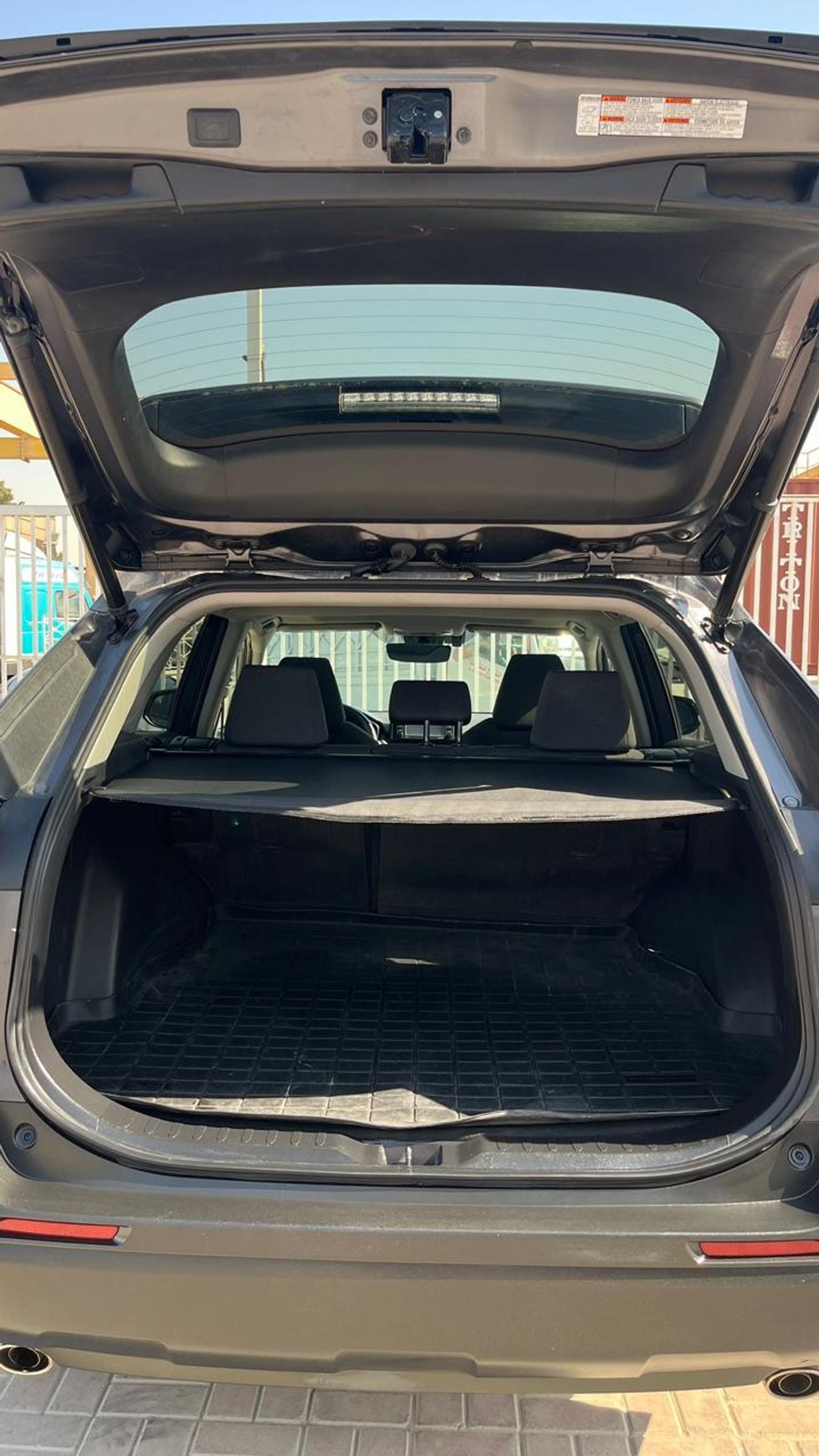 Toyota RAV4 2022  Toyota  Rav4 XLE 4X4 AWD Push start Full Option