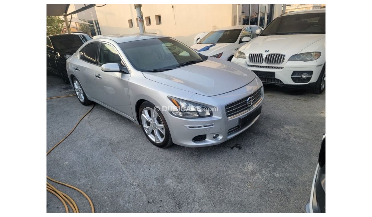 Nissan Maxima