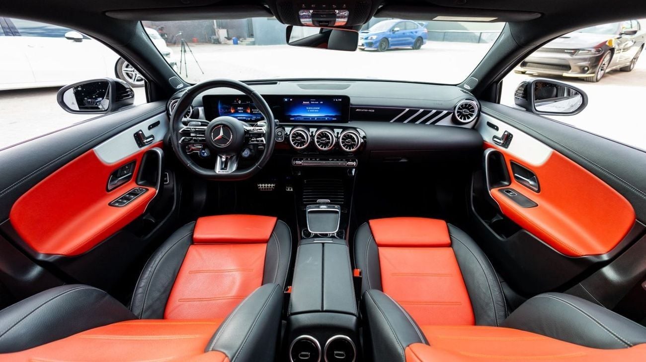 Mercedes Benz A35 AMG 4MATIC 2024 Mercedes-Benz A-Class 35 AMG GCC | Agency Warranty