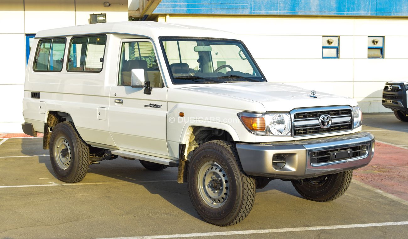 Toyota Land Cruiser 70 4.0 V6