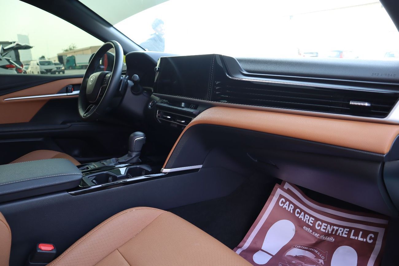 تويوتا كامري GLE 2.5L