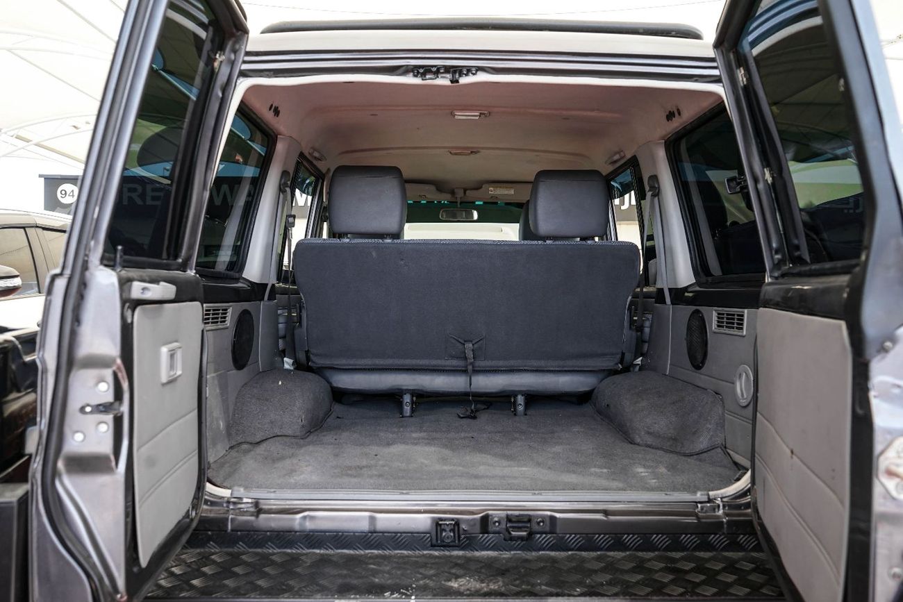 Toyota Land Cruiser The Toyota Land Cruiser Pickup (mainly 70 Series/LC79) is a legendary, heavy-duty 4x4, renowned for