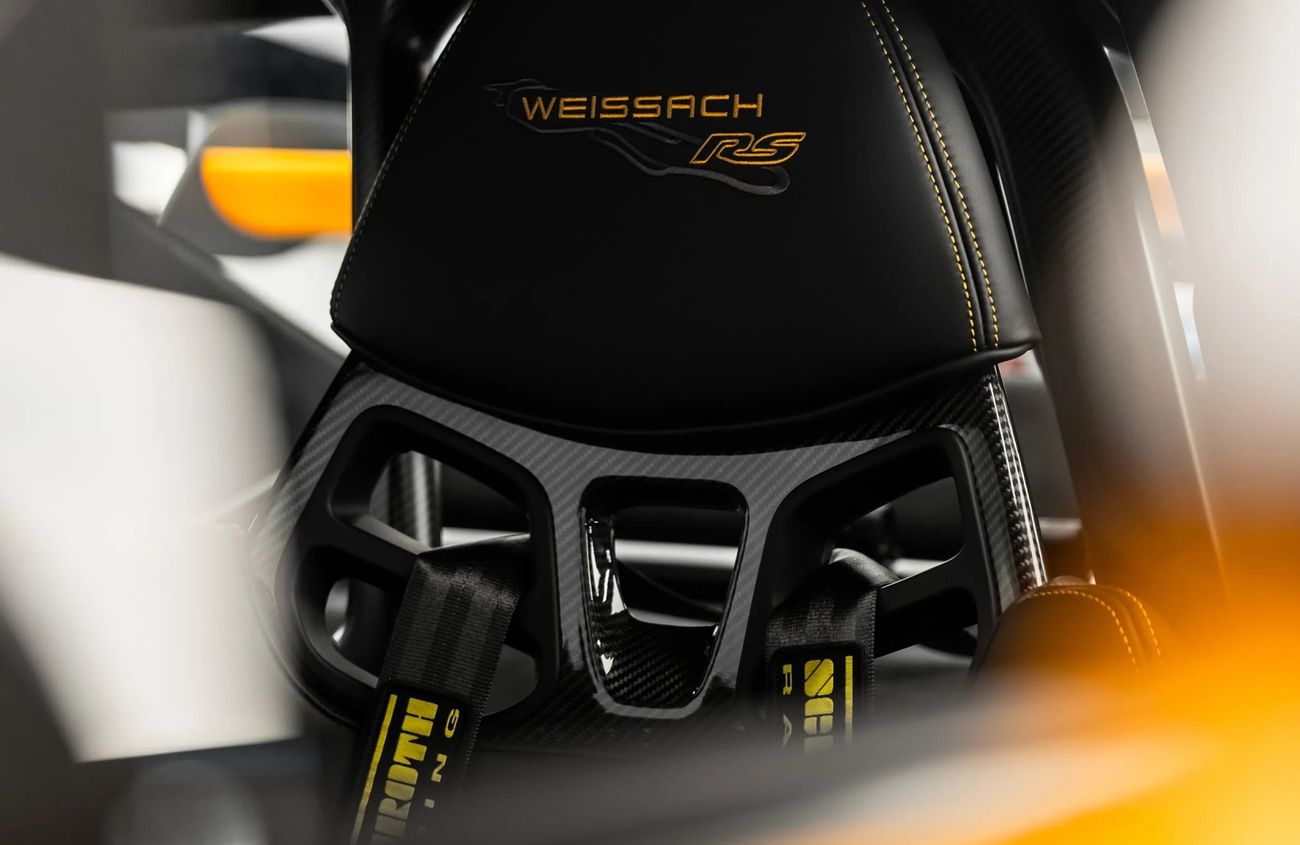 بورش 911 4.0L F-6 Naturally Aspirated Engine