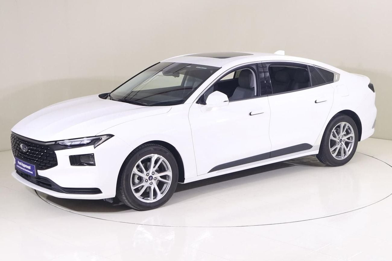 Ford Taurus AMBIENTE TPC1223 /AL TAYER MOTORS/ AL QOUZ SHOWROOMO