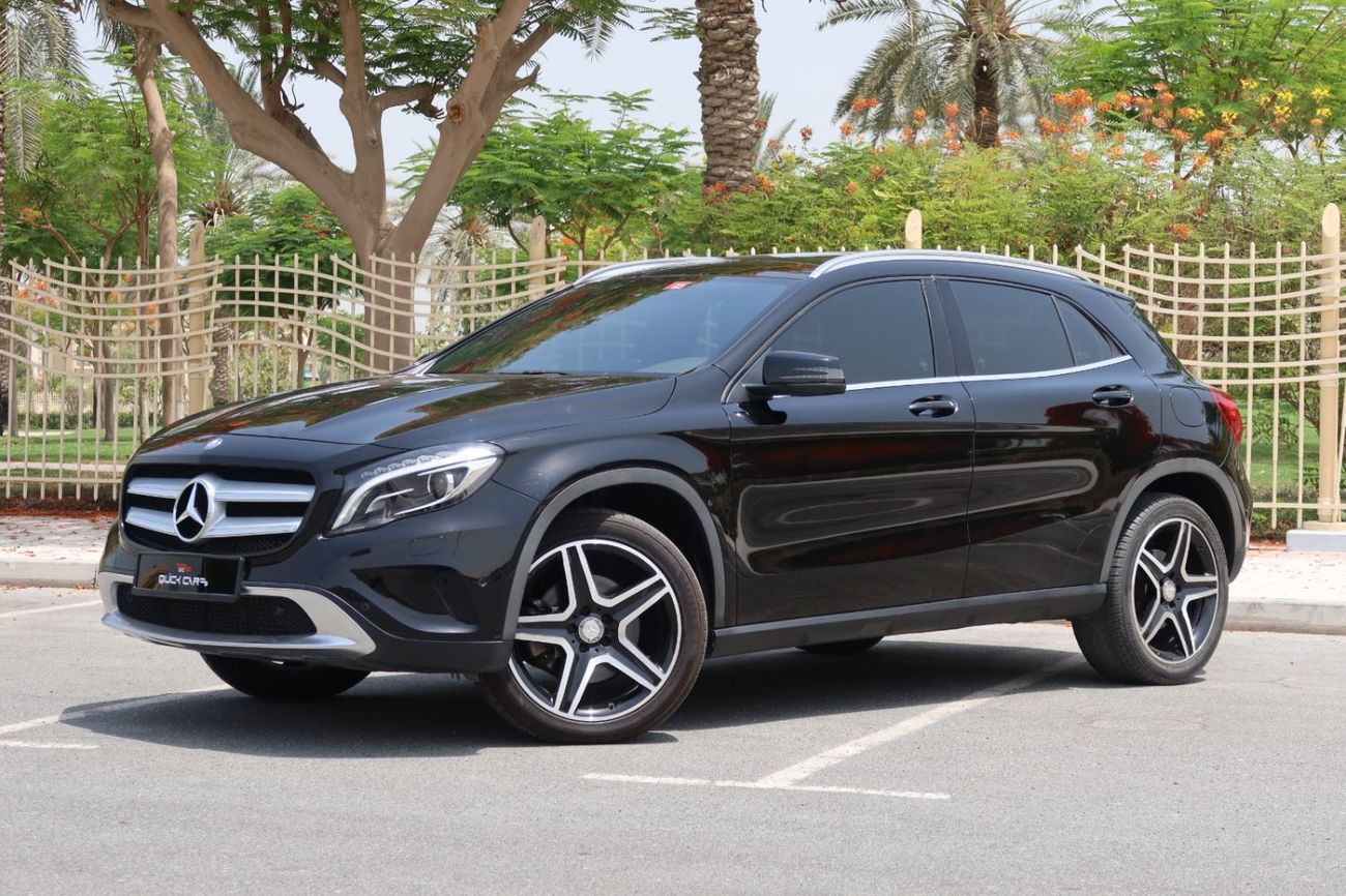 مرسيدس بنز GLA 250 Std 2.0L (211 HP)