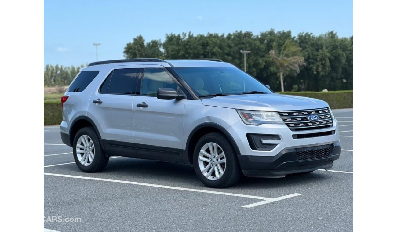 Ford Explorer Std