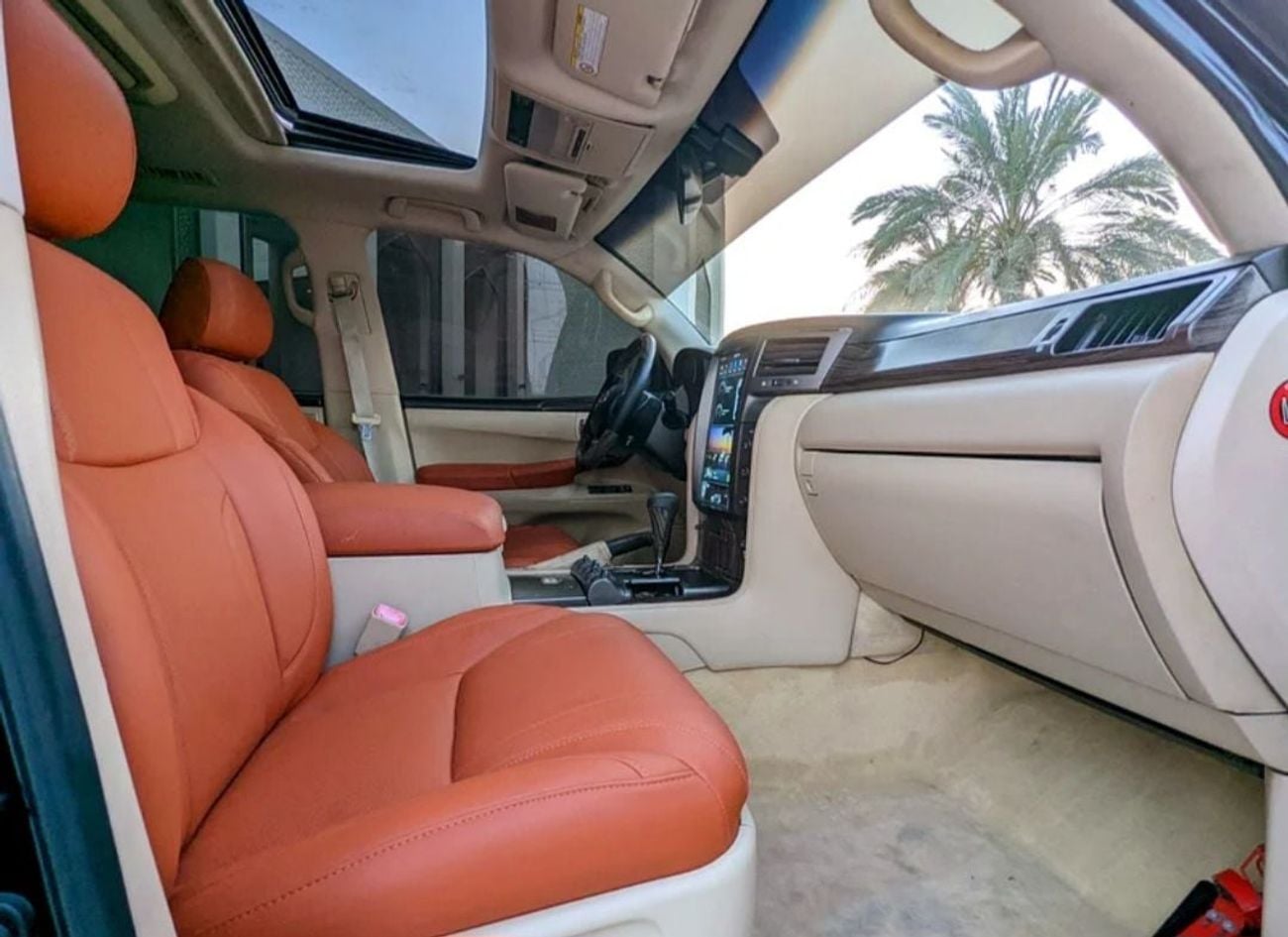 Lexus LX 570 Lexus Lx.series Lx570 platinum 2009 Model Facelifted 2021 colour Black push start Transmission Autom