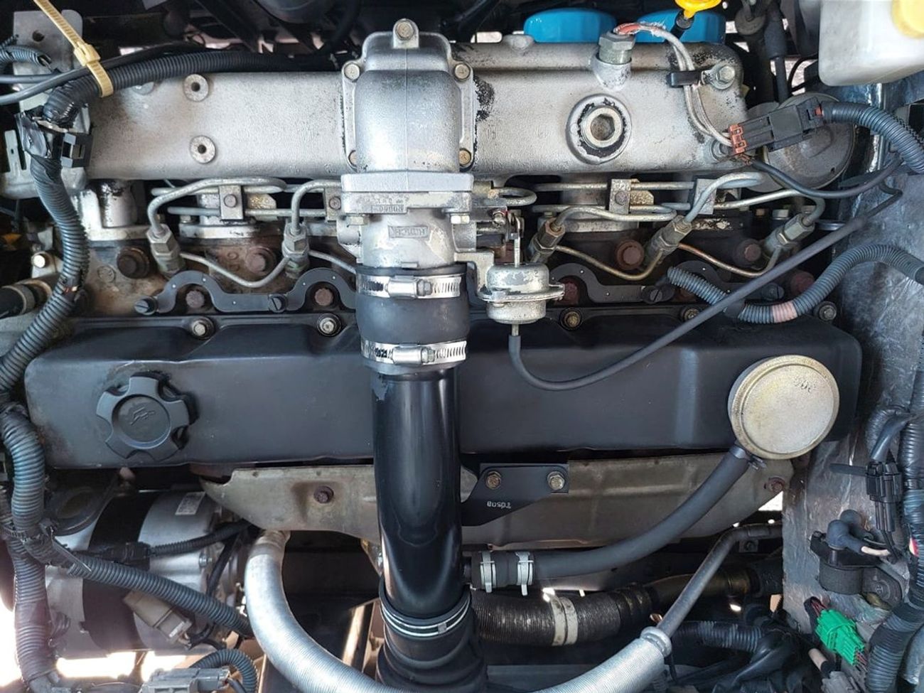 نيسان سيفيليان NISSAN CIVILIAN BUS RHD 2000 MODEL 4.2 L DIESEL AUTOMATIC(PM01364)