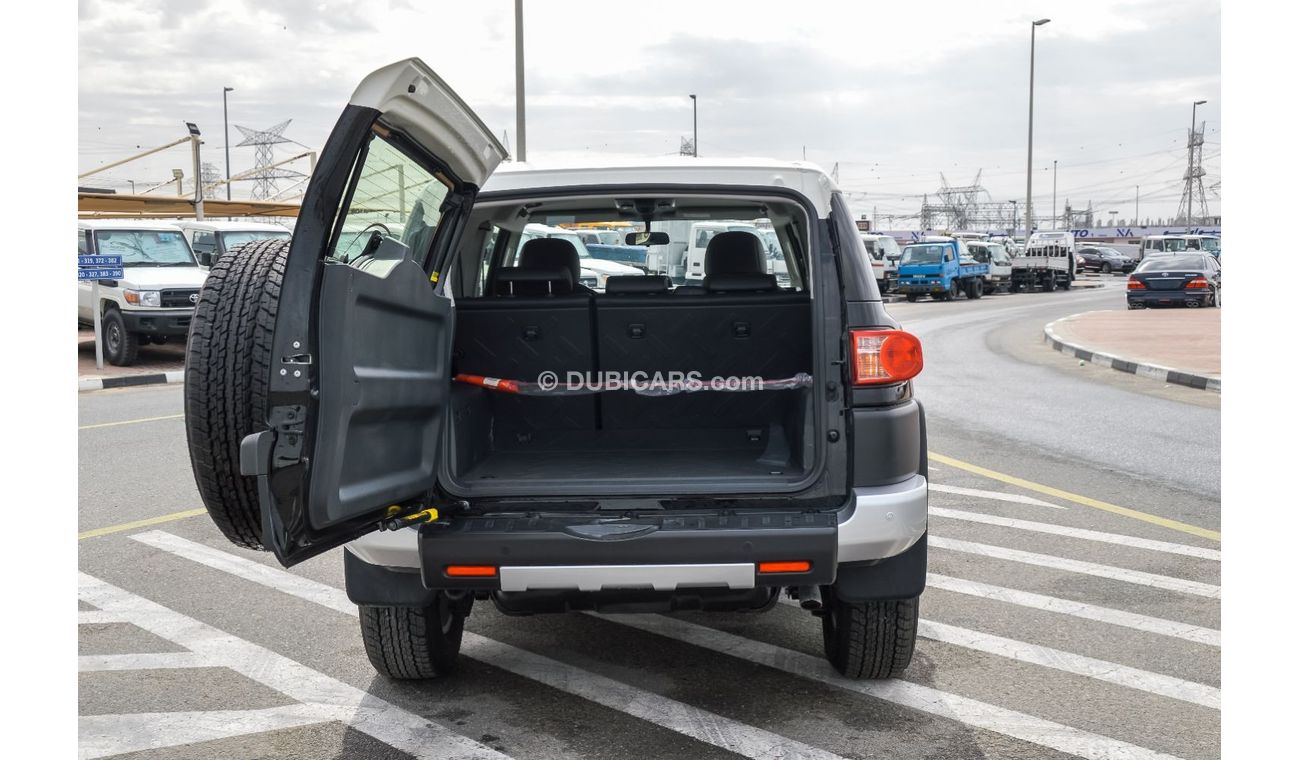 Toyota FJ Cruiser TOYOTA FJ CRUISER 4.0L 4WD SUV 2022 | POWER STEERING | POWER WINDOWS | CRUISE CONTROL | AVAILABLE FO