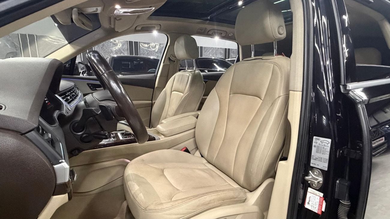 Audi Q7 45 TFSI S-LINE