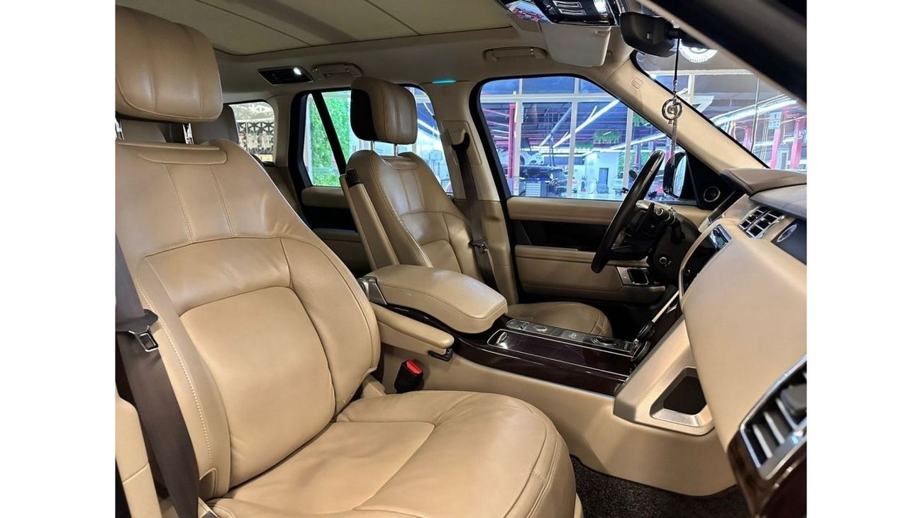 لاند روفر رينج روفر VOGUE 2020 3.0L V6 /GCC/ ((DEALER WARRANTY))