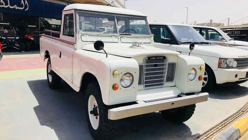 لاند روفر ديفندر