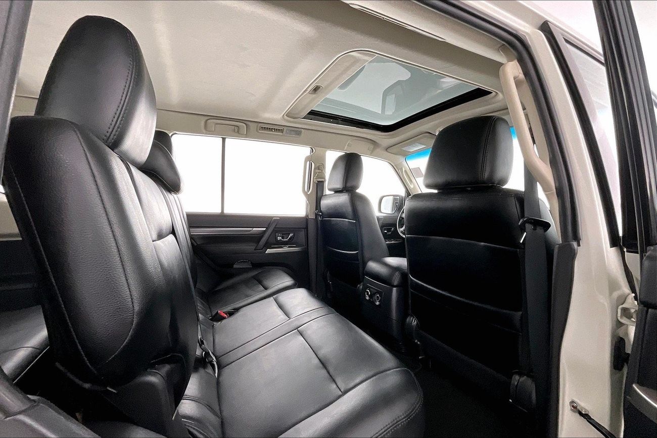 تويوتا برادو Adventure | شامل الضمان | 0 ﺪﻔﻋﺓ ﺃﻮﻟﻯ