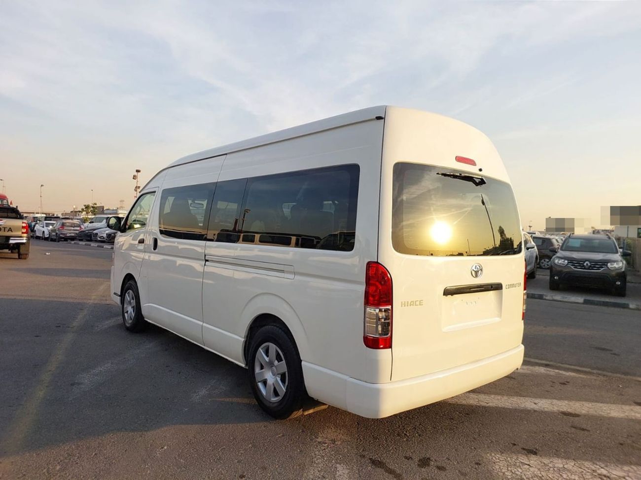 تويوتا هاياس TOYOTA HIACE COMMUTER VAN RHD 2019 MODEL 3.0 L DIESEL AUTOMATIC(PM38974)