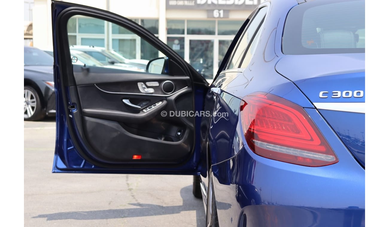 Mercedes-Benz C 300 Std Mercedes-Benz C300 / Canadian / 2021 /