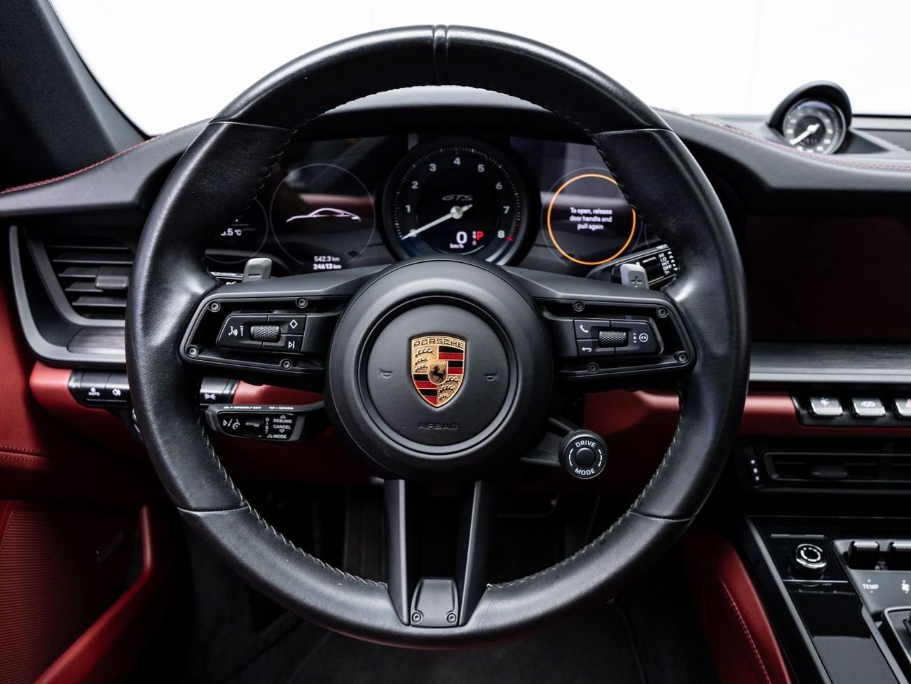 بورش 911 CARRERA GTS BUY NOW, PAY 2027 | THE BLACKLINE STANDARD | 2026 Porsche Warranty, GCC Specs, Low KM's