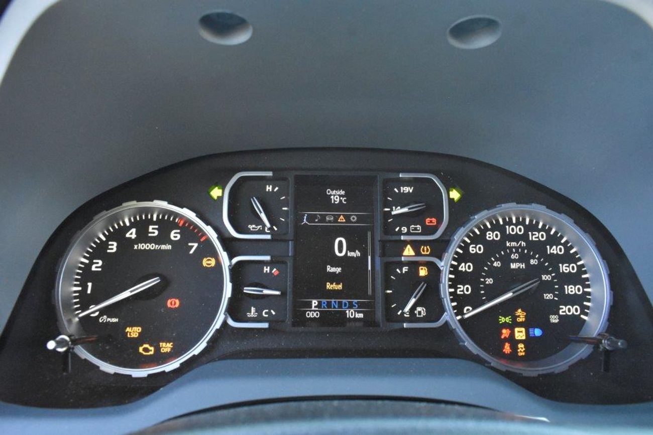 Toyota Tundra CREWMAX SR5 SX 5.7L AUTOMATIC